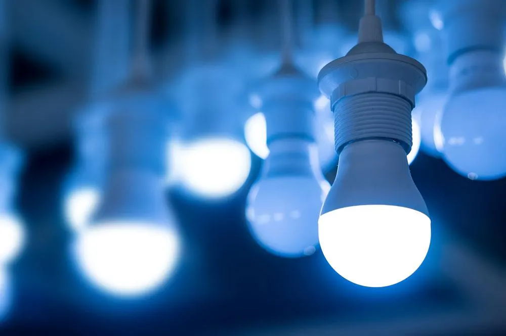 300 lumenów led