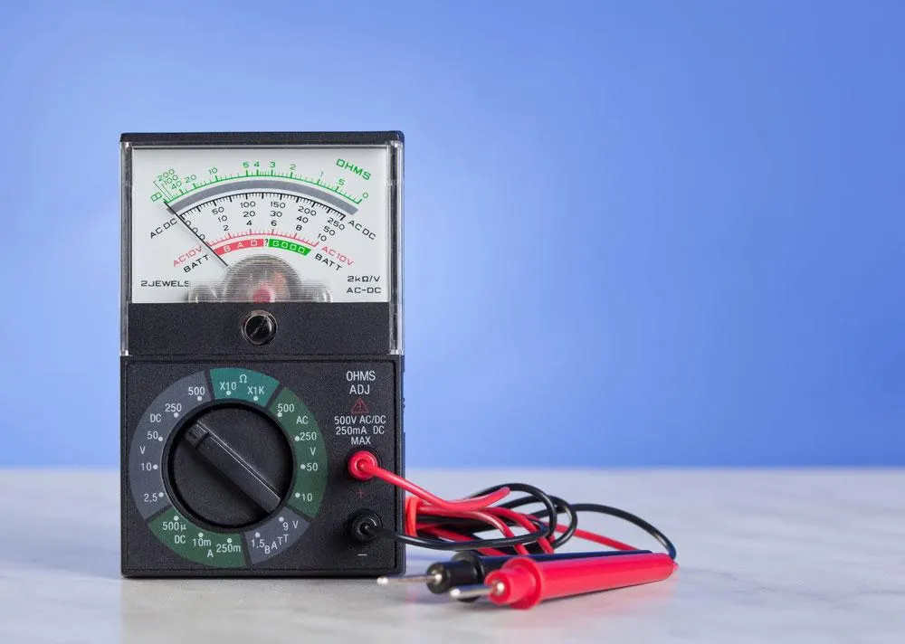 Stół warsztatowy dla elektroników 1