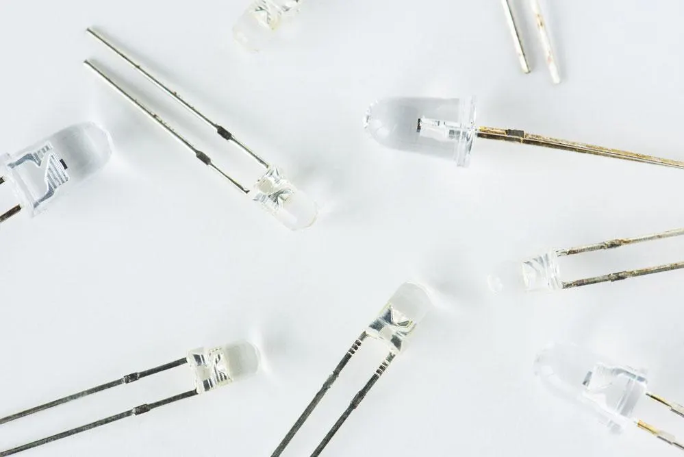Rysunek 3: Proste diody LED