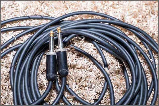Kabel gitarowy 4