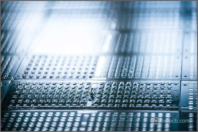 (Koncepcja panelu PCB z sygnalizacją świetlną)