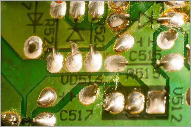 Kontrola rentgenowska PCB: Znaczenie kontroli rentgenowskiej w PCBA — ilustracja 3