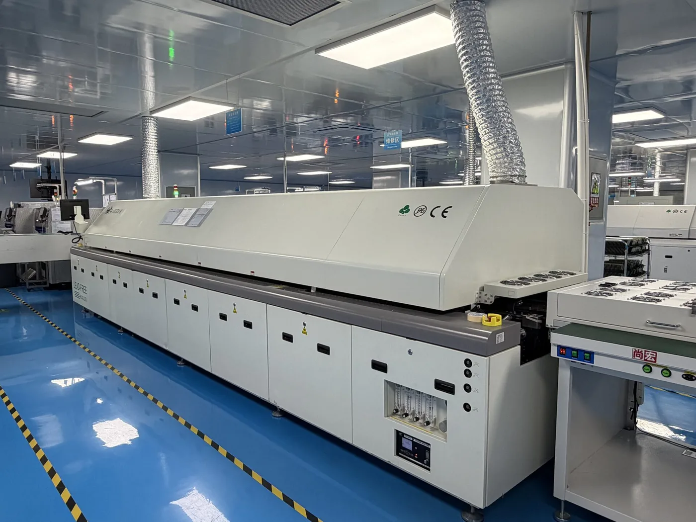 Piec rozpływowy z atmosferą azotową — fabryka SMT Shenzhen