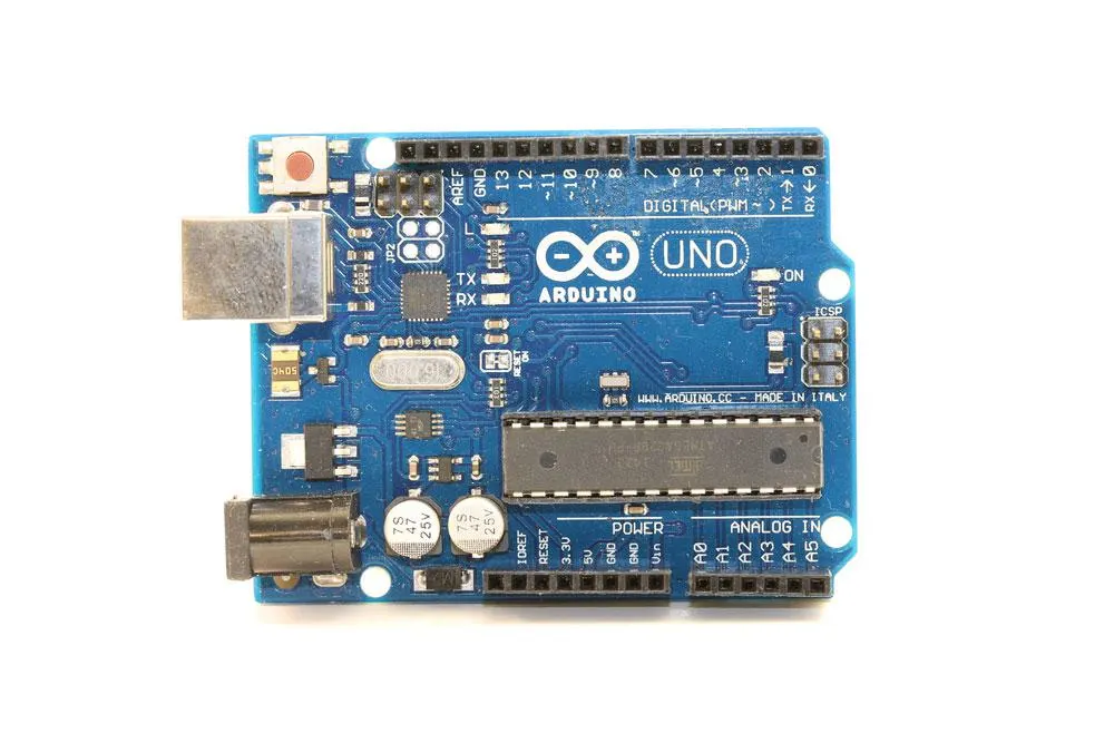 Rysunek 8: Arduino ( Arduino )
